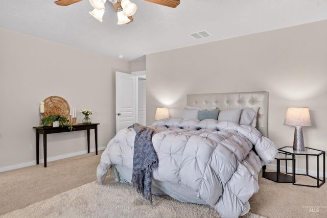6914 E Greens Drive, Nampa, ID 83687