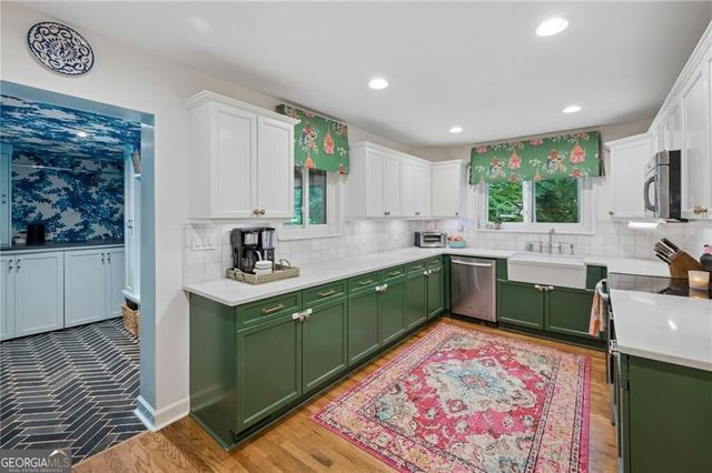 372 Pine Forest Road, Atlanta, GA 30342