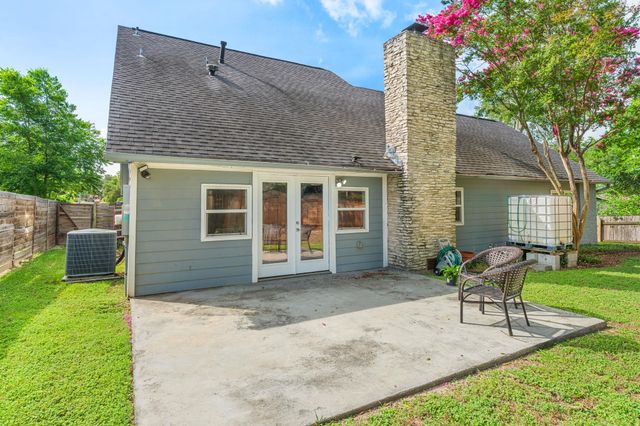 7906 Keneshaw DR, Austin, TX 78745