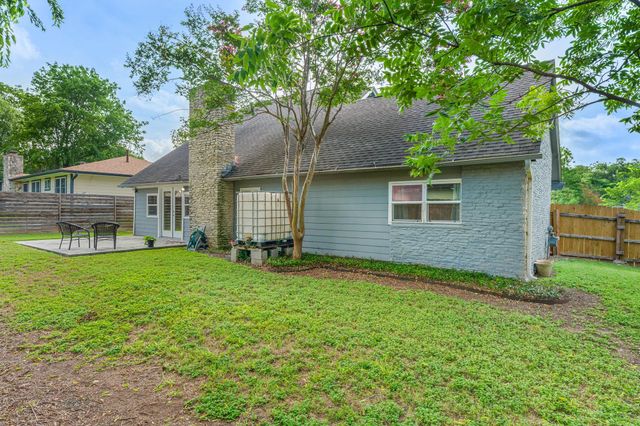 7906 Keneshaw DR, Austin, TX 78745