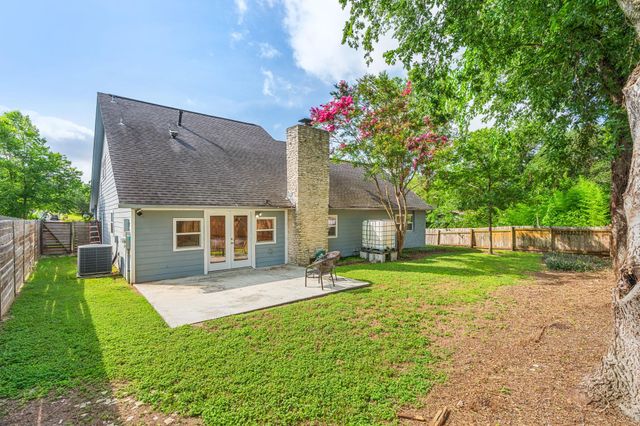 7906 Keneshaw DR, Austin, TX 78745