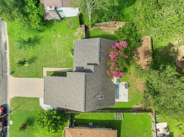 7906 Keneshaw DR, Austin, TX 78745