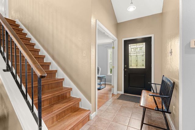 7906 Keneshaw DR, Austin, TX 78745