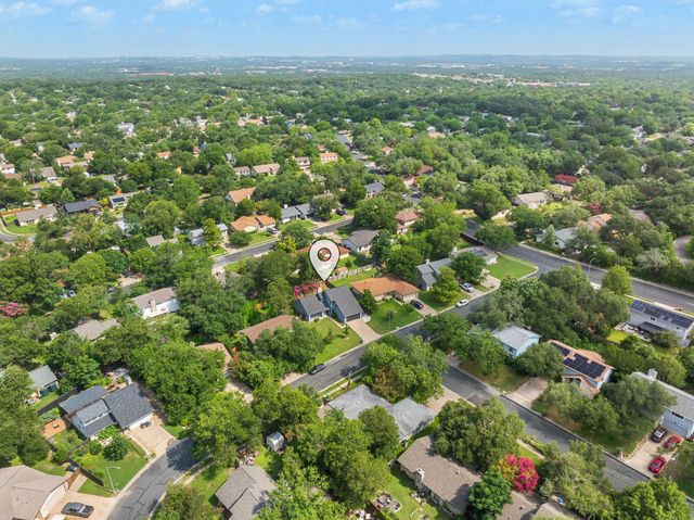 7906 Keneshaw DR, Austin, TX 78745
