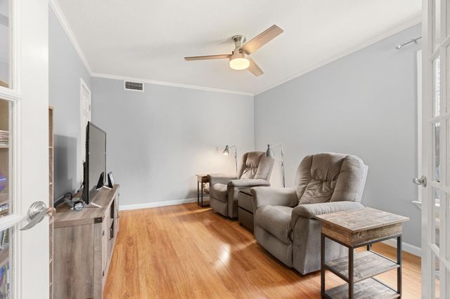 7906 Keneshaw DR, Austin, TX 78745