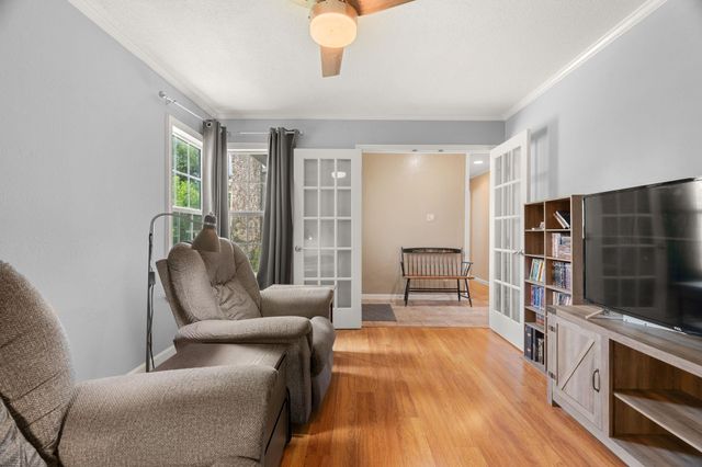 7906 Keneshaw DR, Austin, TX 78745