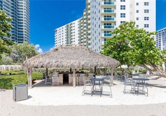 3000 S Ocean Drive 822, Hollywood, FL 33019