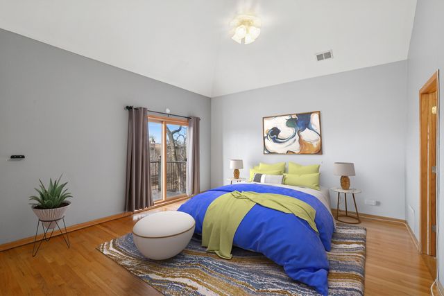 4426 S CALUMET Avenue 3, Chicago, IL 60653