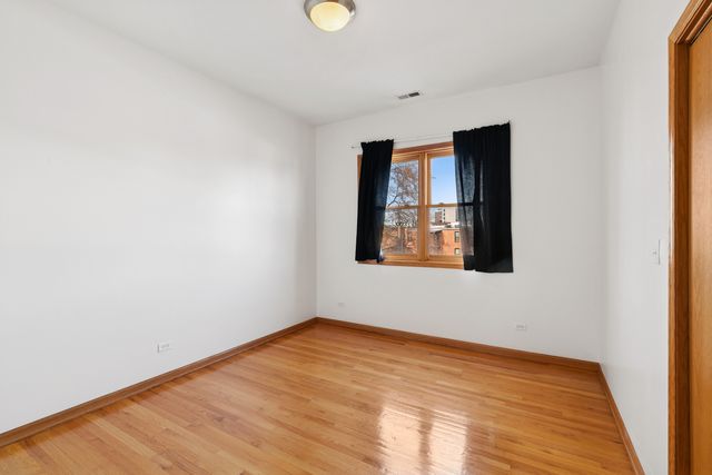 4426 S CALUMET Avenue 3, Chicago, IL 60653