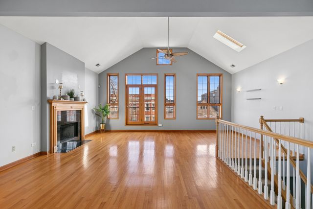 4426 S CALUMET Avenue 3, Chicago, IL 60653