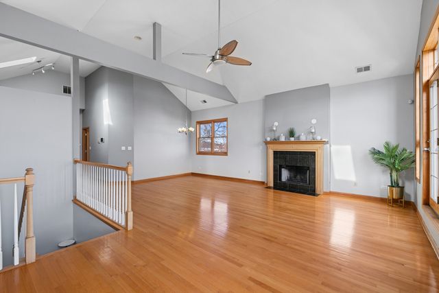 4426 S CALUMET Avenue 3, Chicago, IL 60653