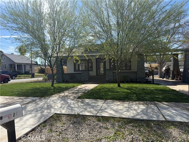 127 W Colton, Redlands, CA 92374