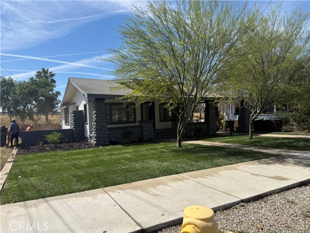 127 W Colton, Redlands, CA 92374