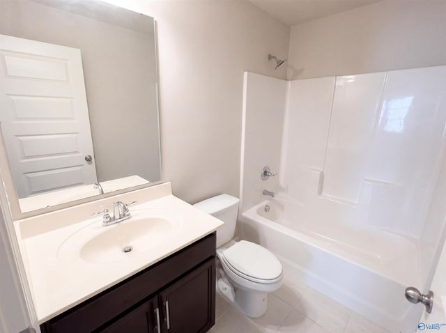 24 Silky Oak Circle SW, Huntsville, AL 35824