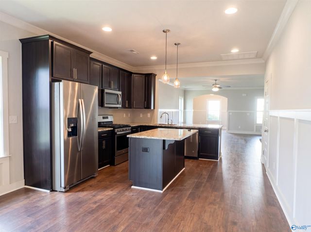 24 Silky Oak Circle SW, Huntsville, AL 35824