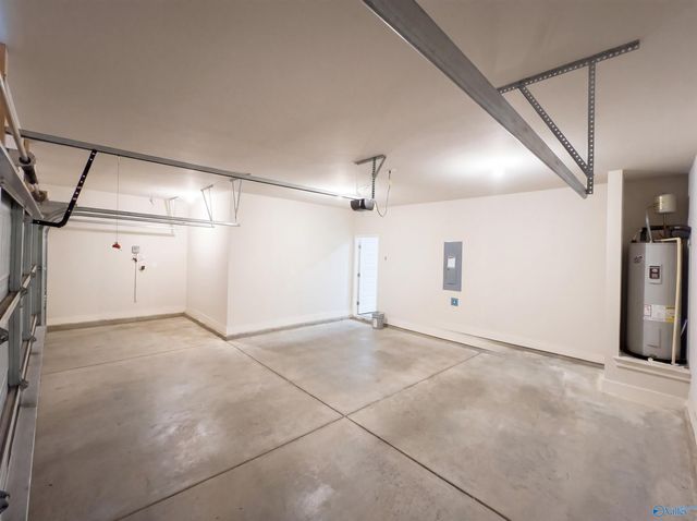 24 Silky Oak Circle SW, Huntsville, AL 35824