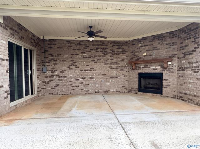 24 Silky Oak Circle SW, Huntsville, AL 35824
