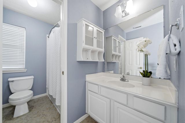 10711 N Belmont Court, Houston, TX 77065