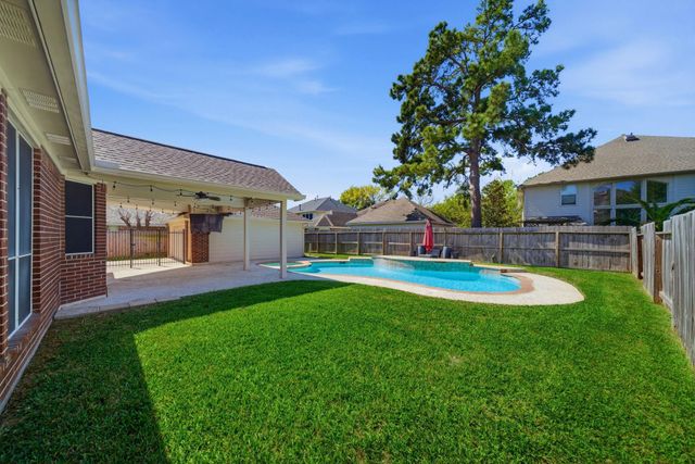 10711 N Belmont Court, Houston, TX 77065