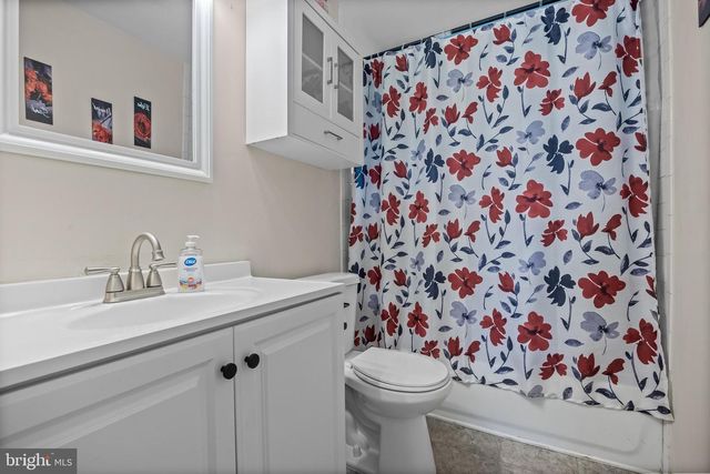 57 ABERDALE LN, Sicklerville, NJ 08081