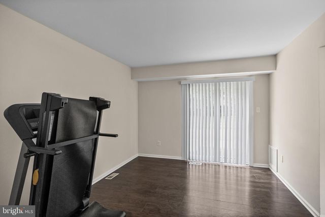 57 ABERDALE LN, Sicklerville, NJ 08081