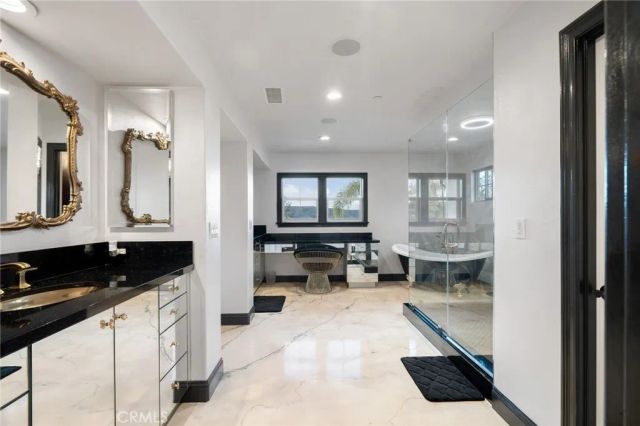 33 Basilica, Ladera Ranch, CA 92694