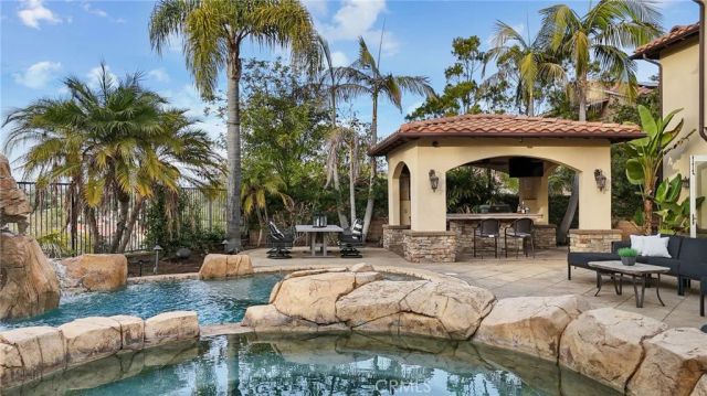 33 Basilica, Ladera Ranch, CA 92694