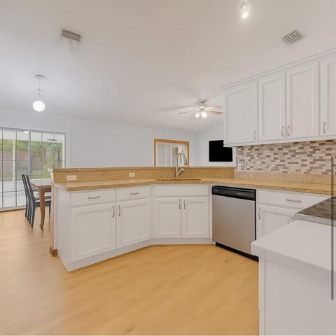 725 W 9TH STREET, Deltona, FL 32725