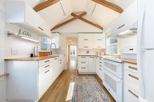 7594 + 7598 River Road, Truckee, CA 96161