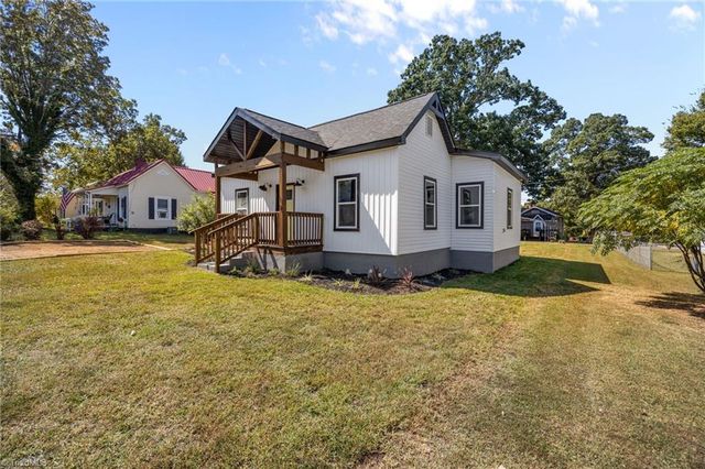 10 Hames Street, Lexington, NC 27295