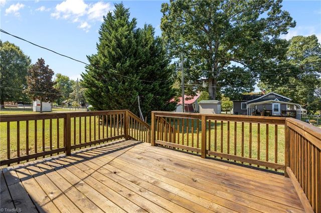 10 Hames Street, Lexington, NC 27295