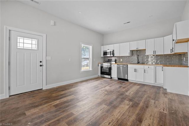 10 Hames Street, Lexington, NC 27295