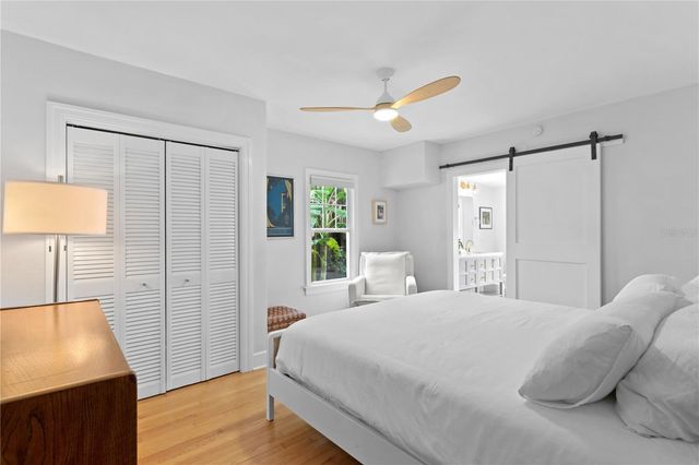 1101 11TH STREET N, St Petersburg, FL 33705