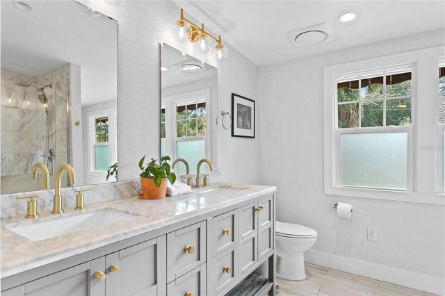 1101 11TH STREET N, St Petersburg, FL 33705