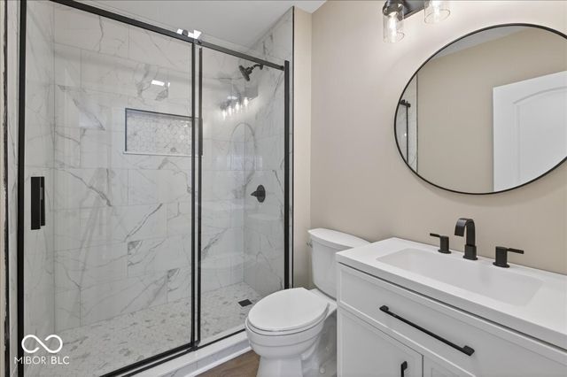 825 N Lasalle Street, Indianapolis, IN 46201