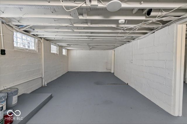 825 N Lasalle Street, Indianapolis, IN 46201