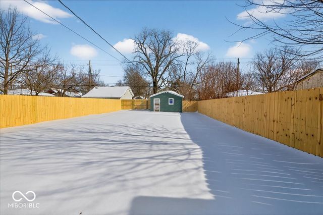 825 N Lasalle Street, Indianapolis, IN 46201