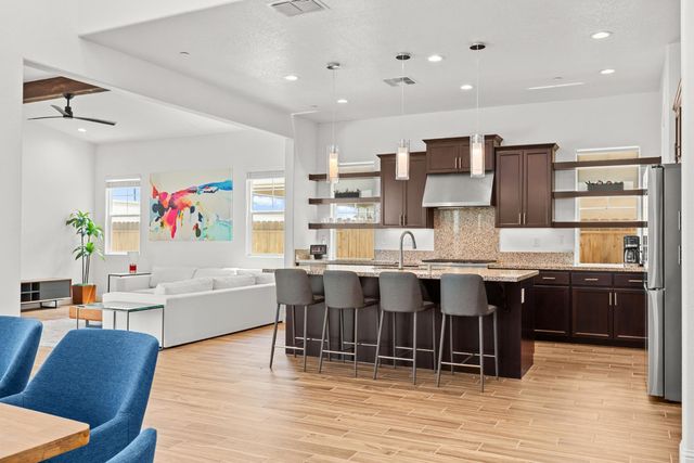 4069 Salt Point Way, Rancho Cordova, CA 95742