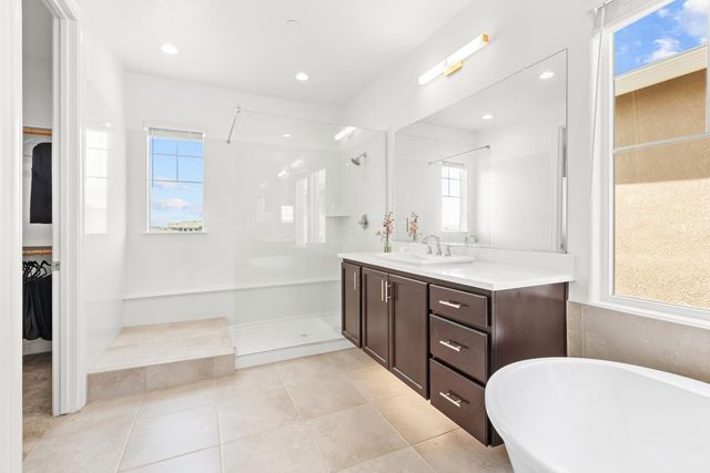 4069 Salt Point Way, Rancho Cordova, CA 95742