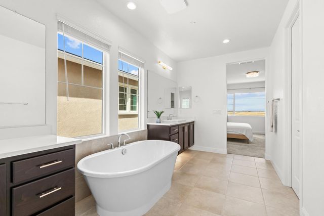4069 Salt Point Way, Rancho Cordova, CA 95742