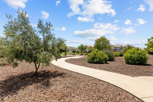 4069 Salt Point Way, Rancho Cordova, CA 95742