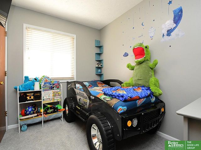 302 Fort Street, Papillion, NE 68146