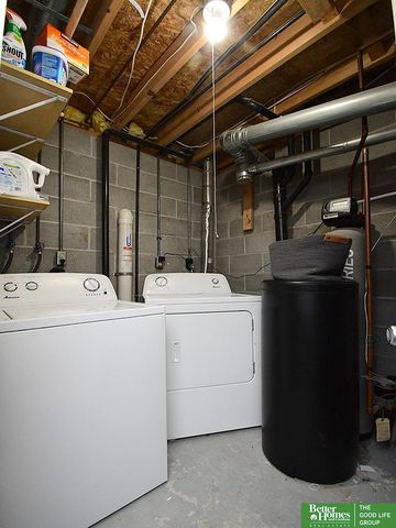 302 Fort Street, Papillion, NE 68146