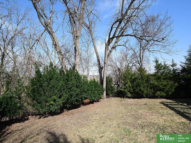 302 Fort Street, Papillion, NE 68146