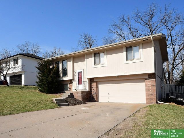 302 Fort Street, Papillion, NE 68146