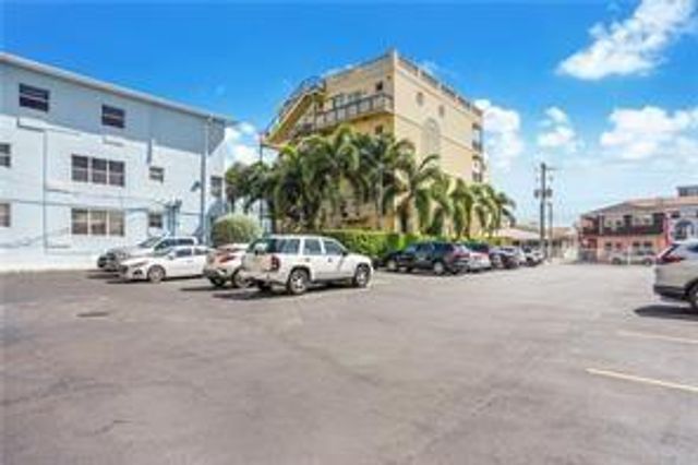 315 Van Buren Street, Hollywood, FL 33019