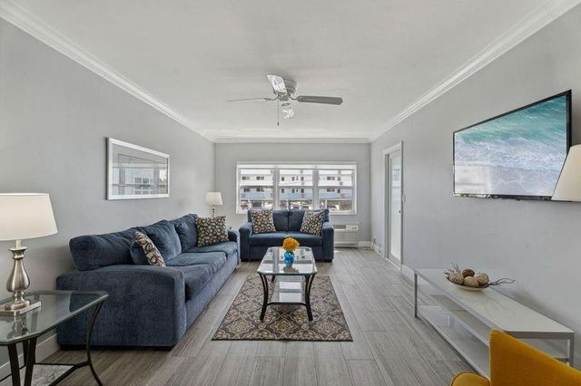 315 Van Buren Street, Hollywood, FL 33019