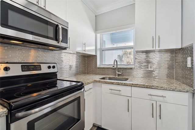 315 Van Buren Street, Hollywood, FL 33019