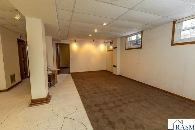 227 W 5th, Mankato, MN 56001