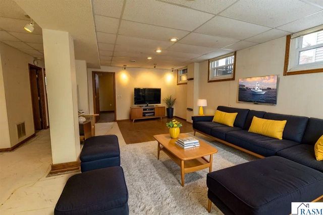 227 W 5th, Mankato, MN 56001